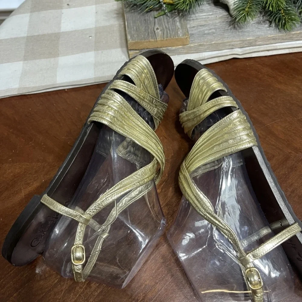 Cole Haan Sandals Metallic Gold - Picture 5 of 9